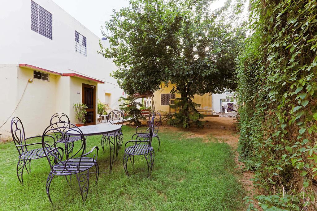 Zo Cosy Homes Bani Park Jaipur Exteriör bild